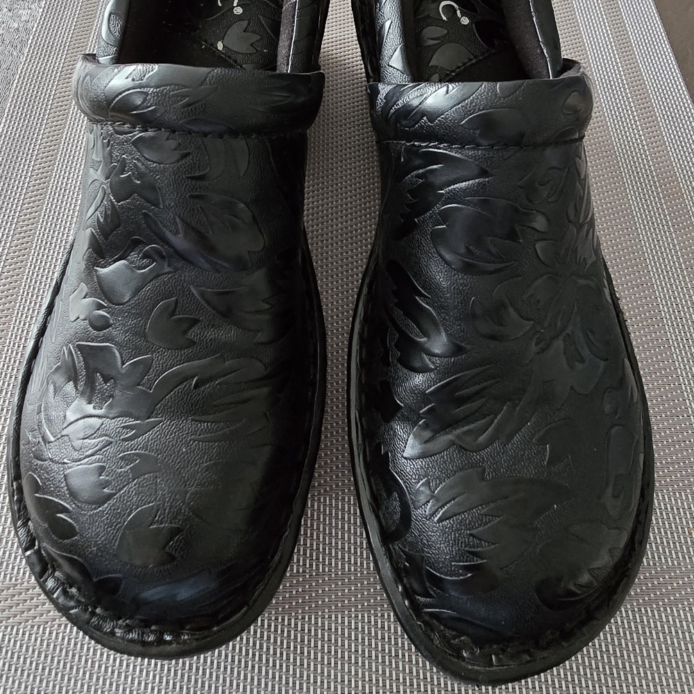 BOC Black Floral Embossed Shoes